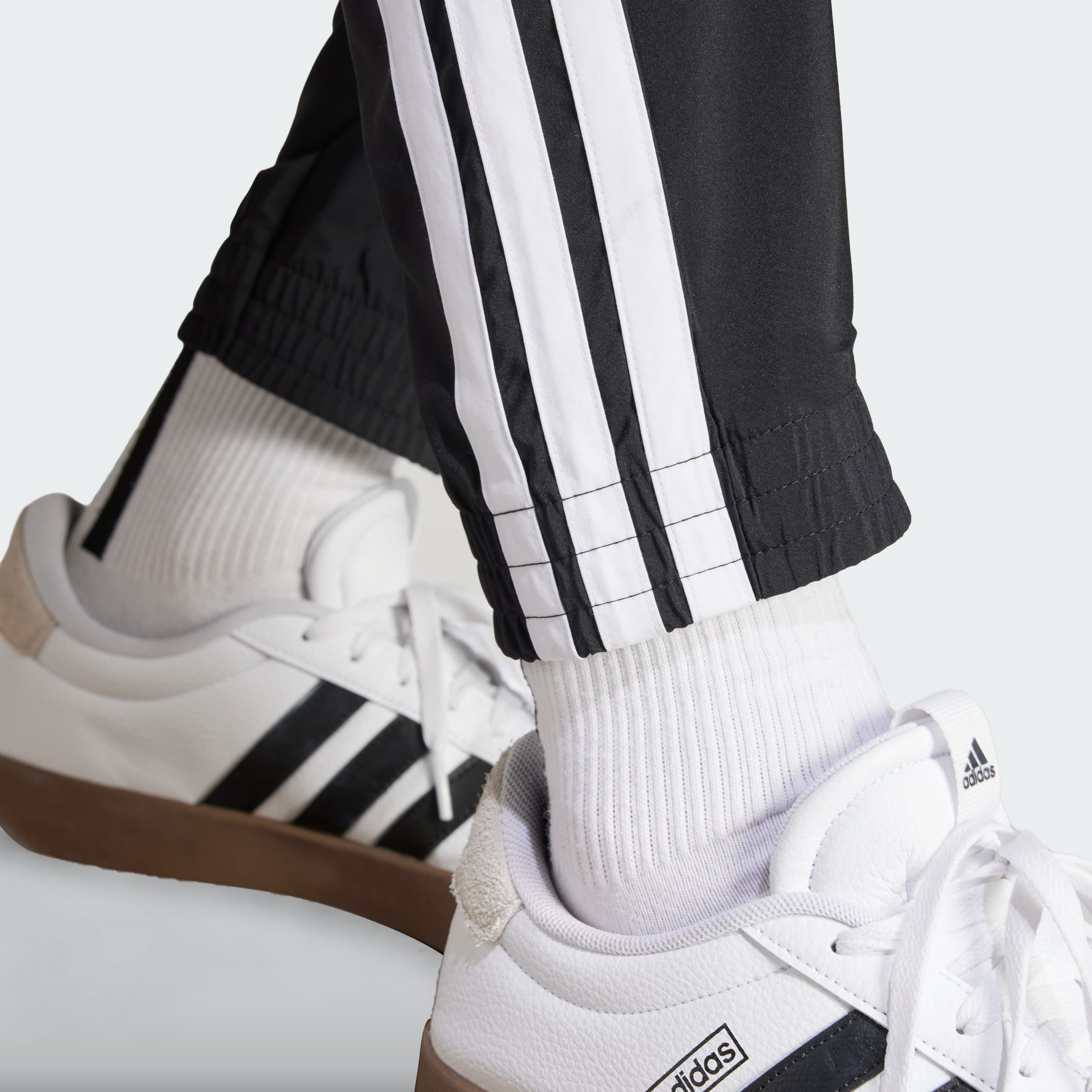 Pantalón Essentials 3 Tiras Tejido adidas Hombre — imagen 6