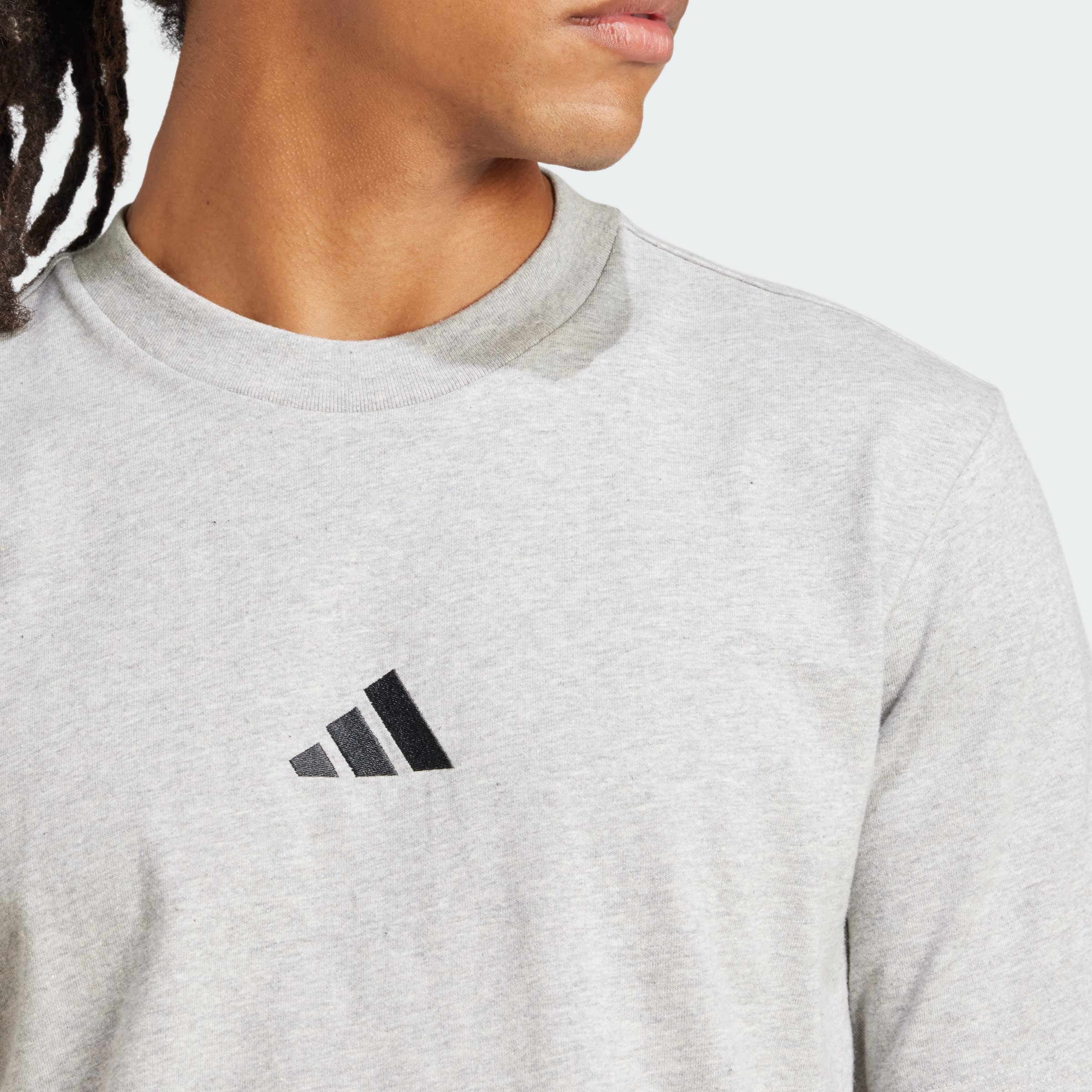 Remera Playera Essentials Logo Pequeño Tejido Jersey adidas Hombre — imagen 6
