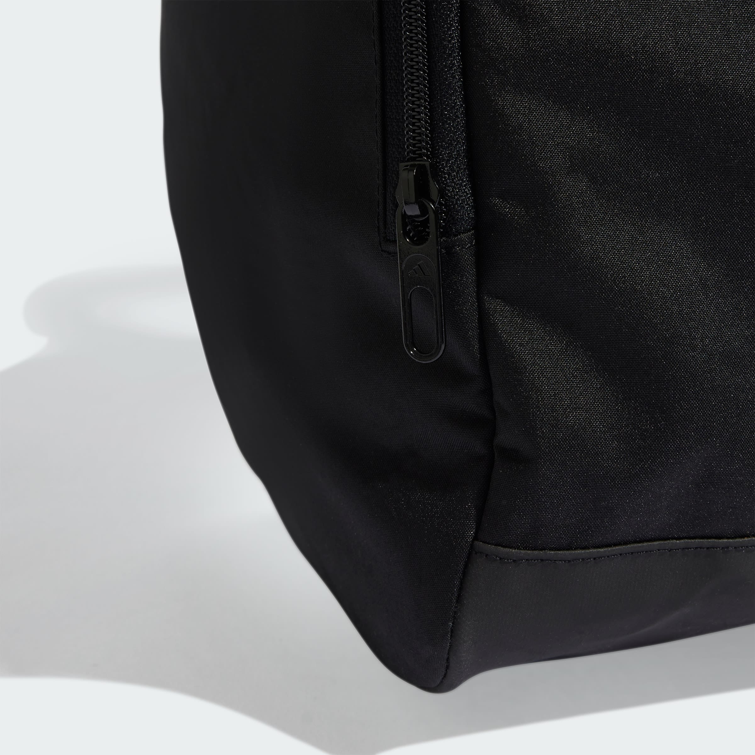 Mochila Maleta Deportiva Linear Mediana adidas Unisex — imagen 5