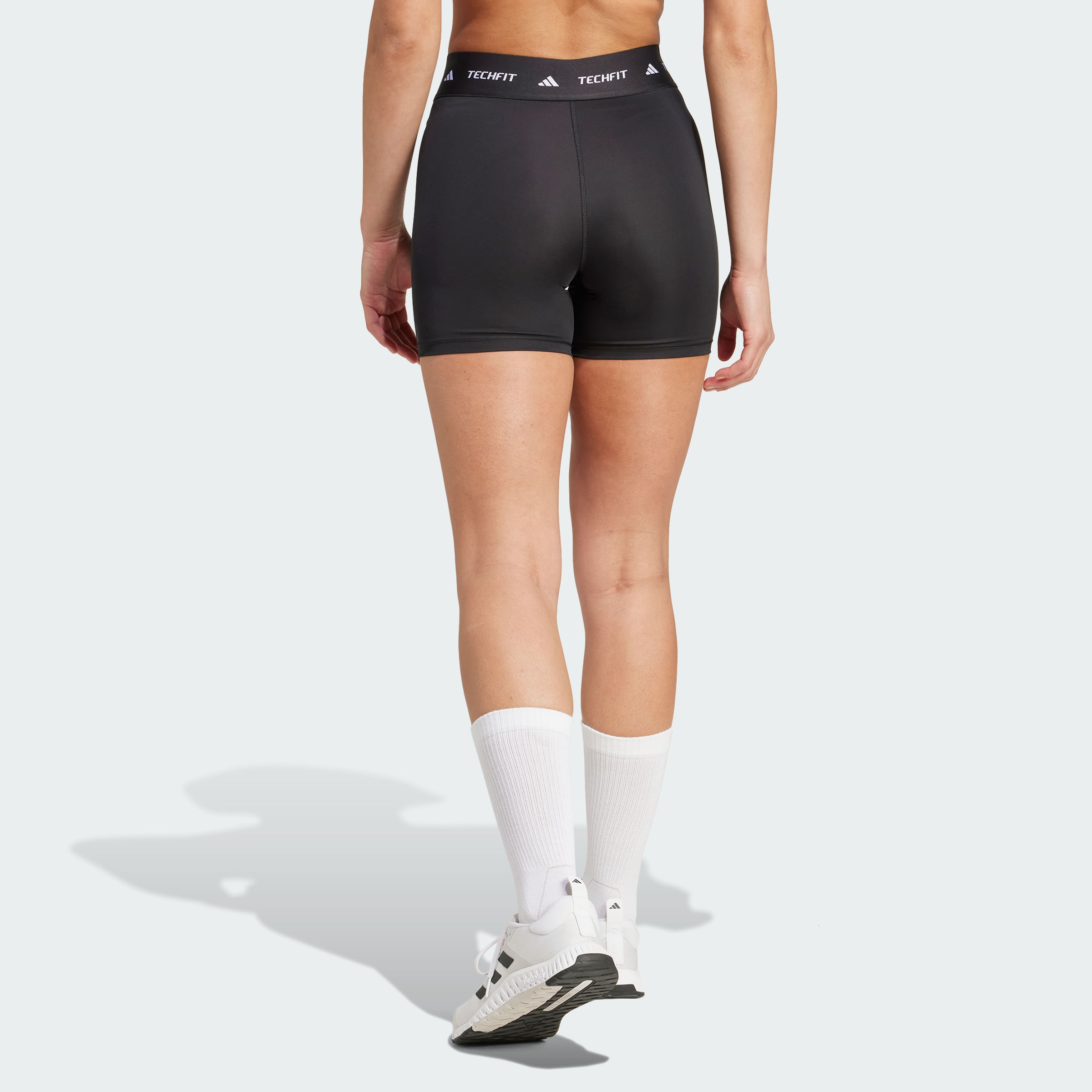 Pantalones y Calzas adidas cortas TECHFIT Mujer — imagen 3