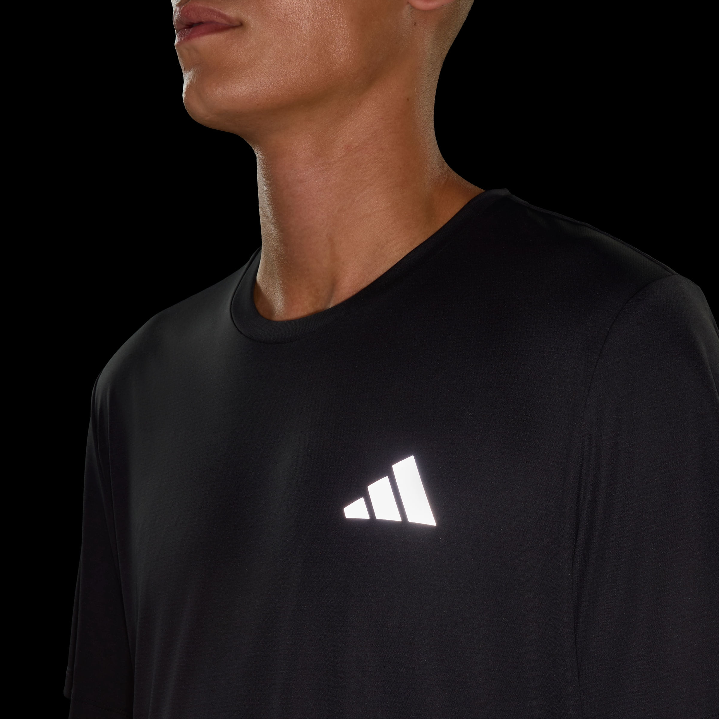 Mangas cortas adidas Remera de Running adi365 Essentials Hombre — imagen 7