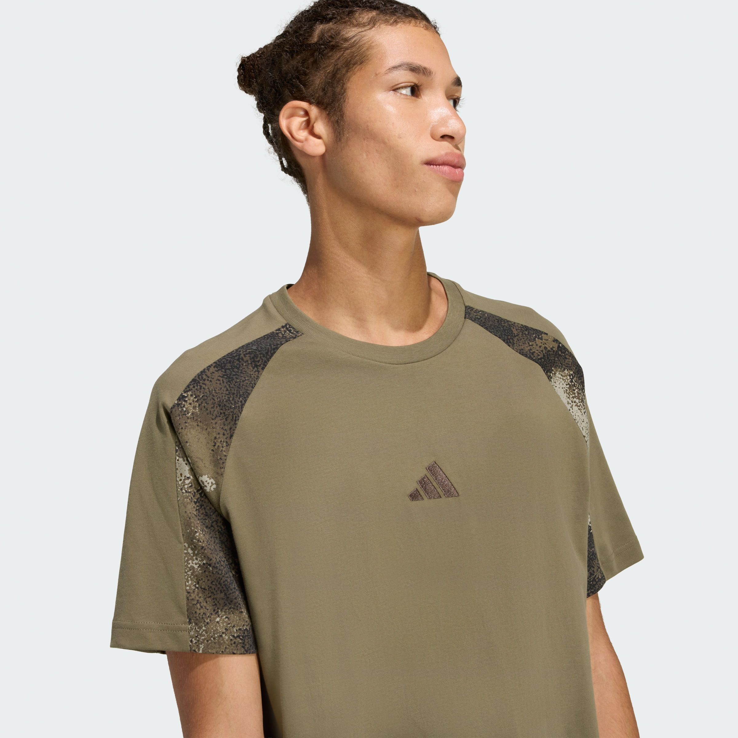 Remera Mangas cortas adidas M CAMO PRINT TE Hombre — imagen 4