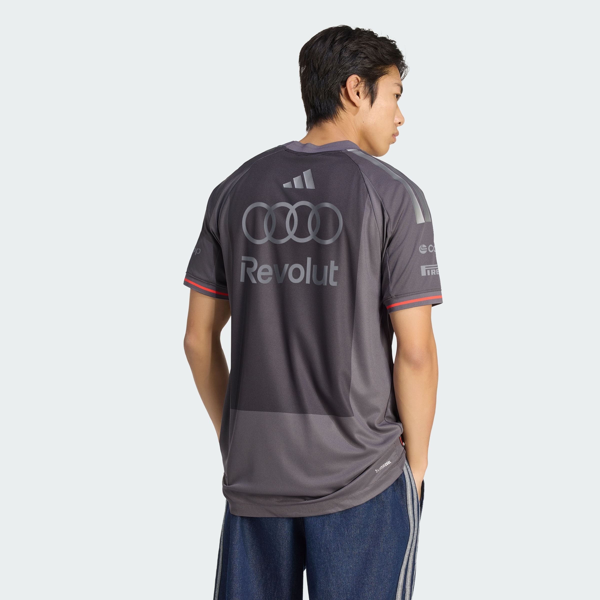 Remera Mangas cortas adidas AUDI F1 TEAM DE MANGA CORTA VERSIÓN PROFESIONAL Hombre — imagen 3