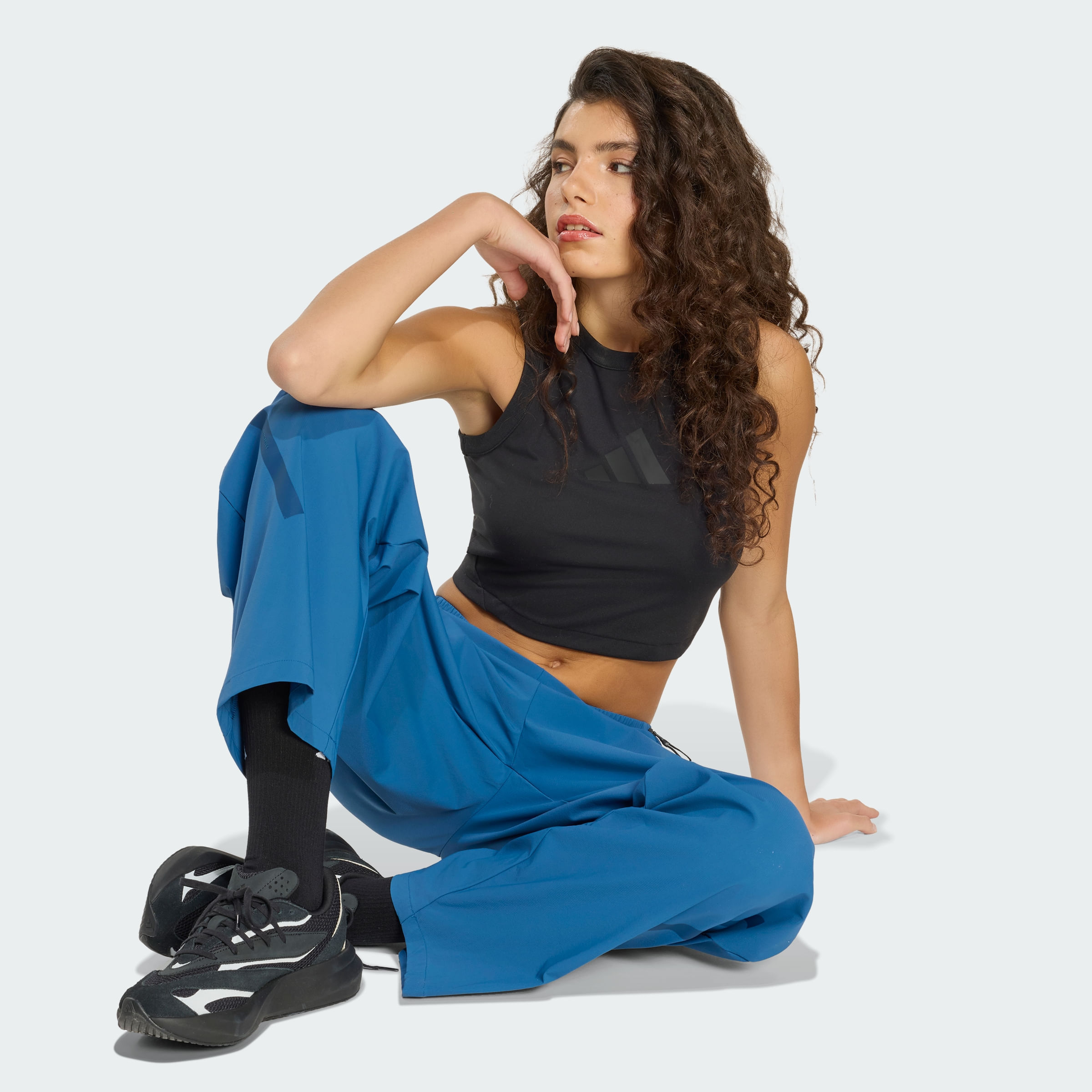 Pantalón adidas TEJIDO Z.N.E. Mujer — imagen 4