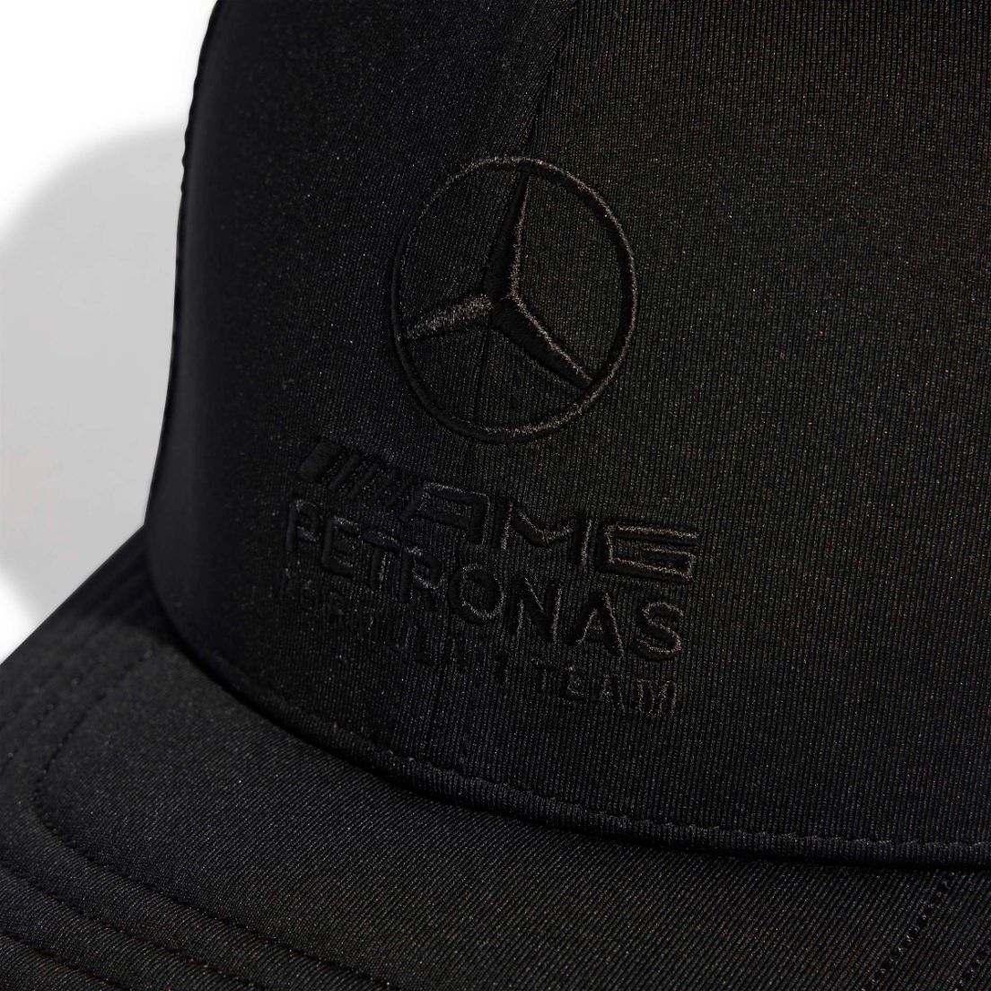 Gorra adidas Trucker Mercedes AMG Petronas F1 Unisex — imagen 3