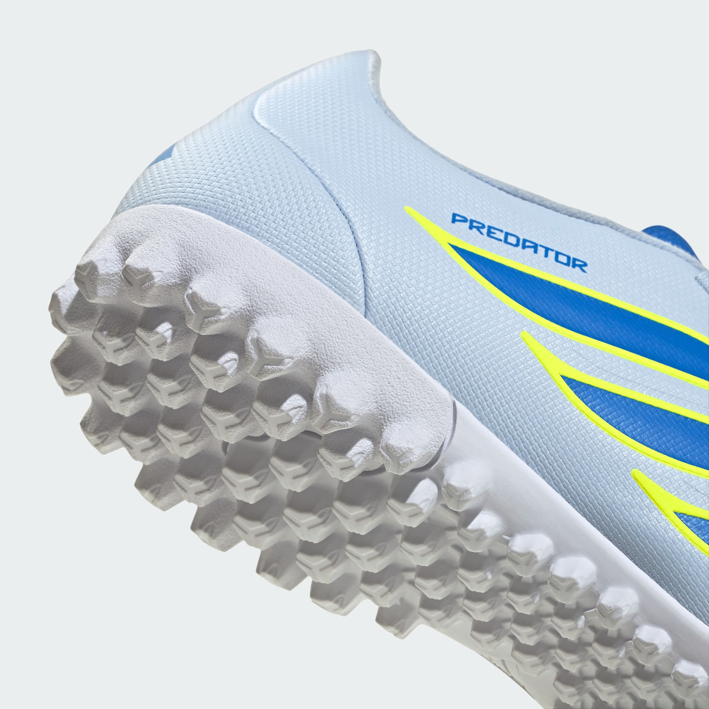 Botines adidas Predator Club Pasto Sintético Unisex — imagen 6