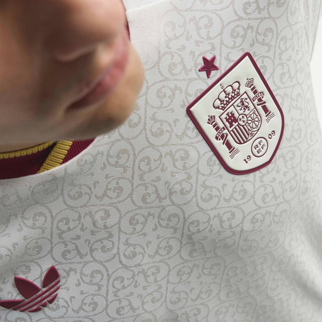 Camiseta adidas España 26 Oficial De Hombre — imagen 3