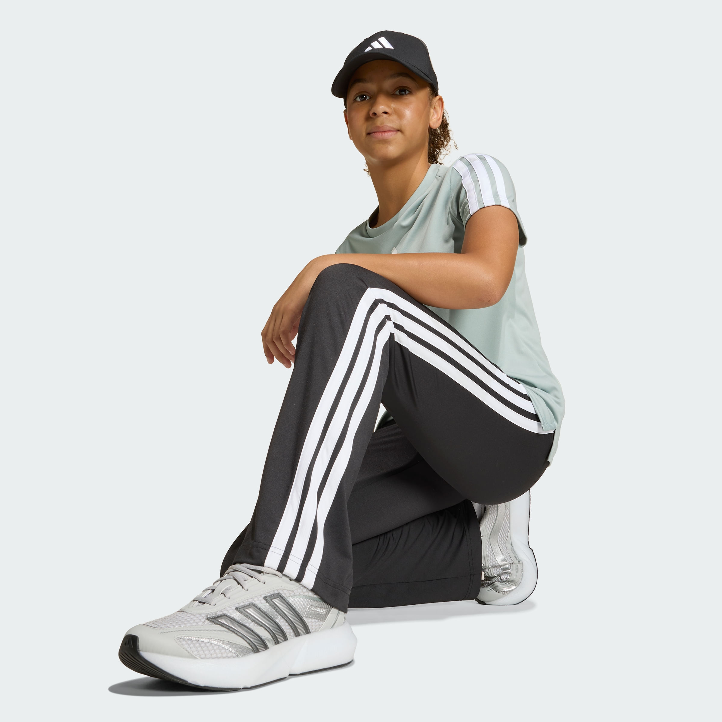 Pantalones y Calzas adidas Train Essentials 3 Tiras de Diseño Acampanado con Tiro Medio Niños — imagen 6