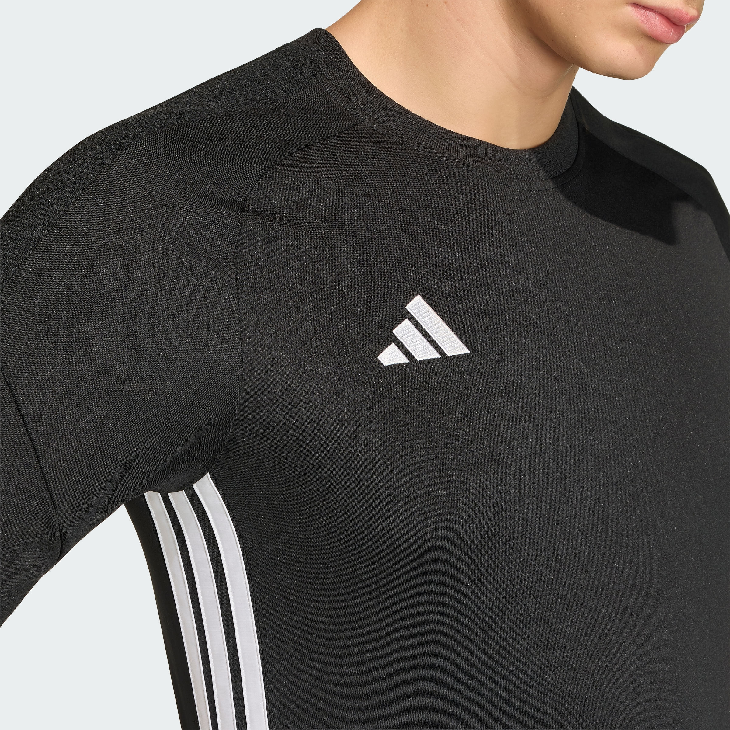 Camiseta de equipos adidas Tiro 26 Essentials Hombre — imagen 6