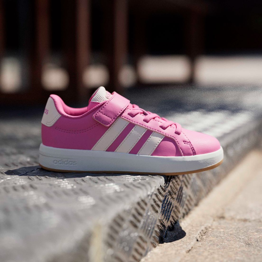 Zapatillas adidas Grand Court 3.0 De Niñas — imagen 9