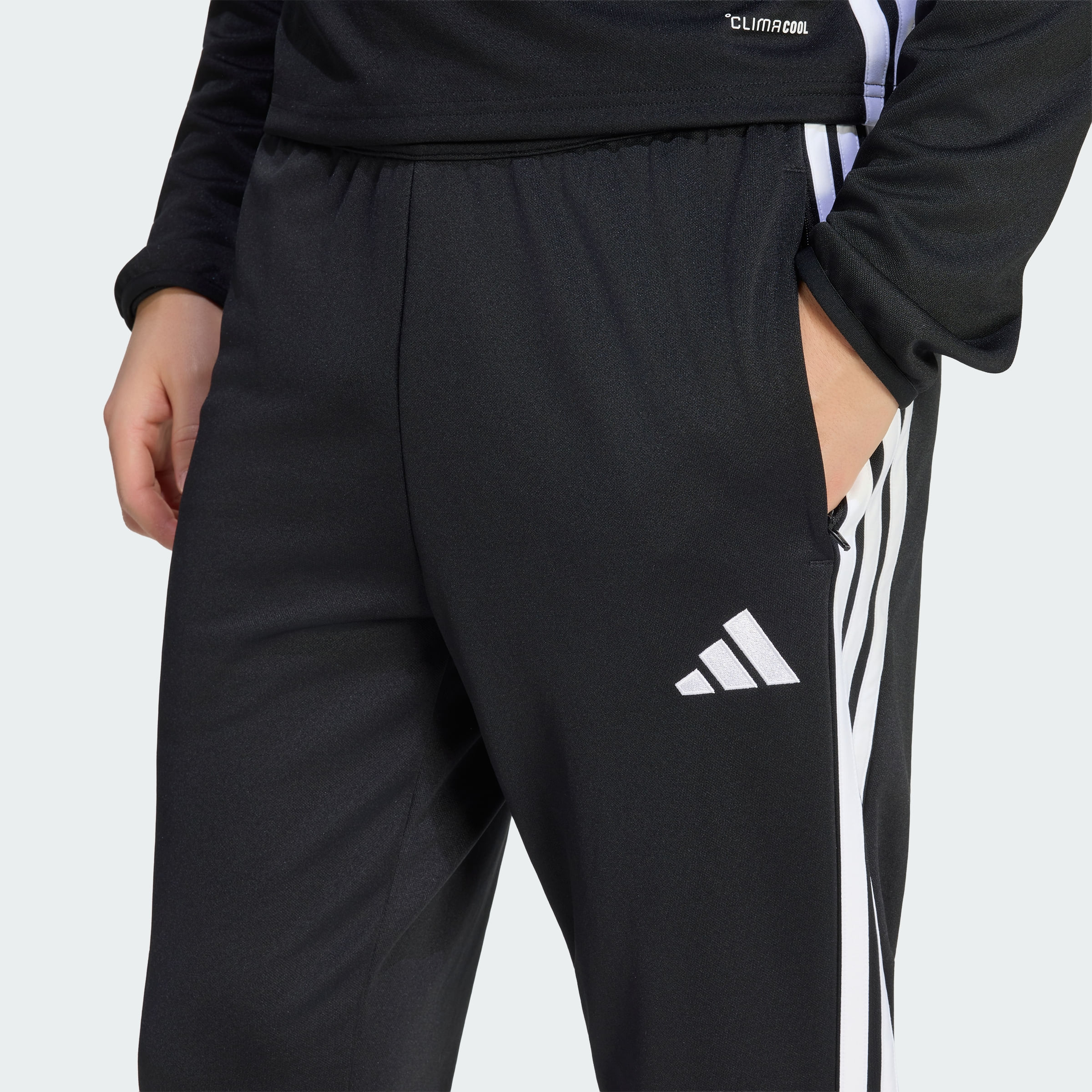 Pantalón adidas de Entrenamiento Tiro 26 Essentials Hombre — imagen 4