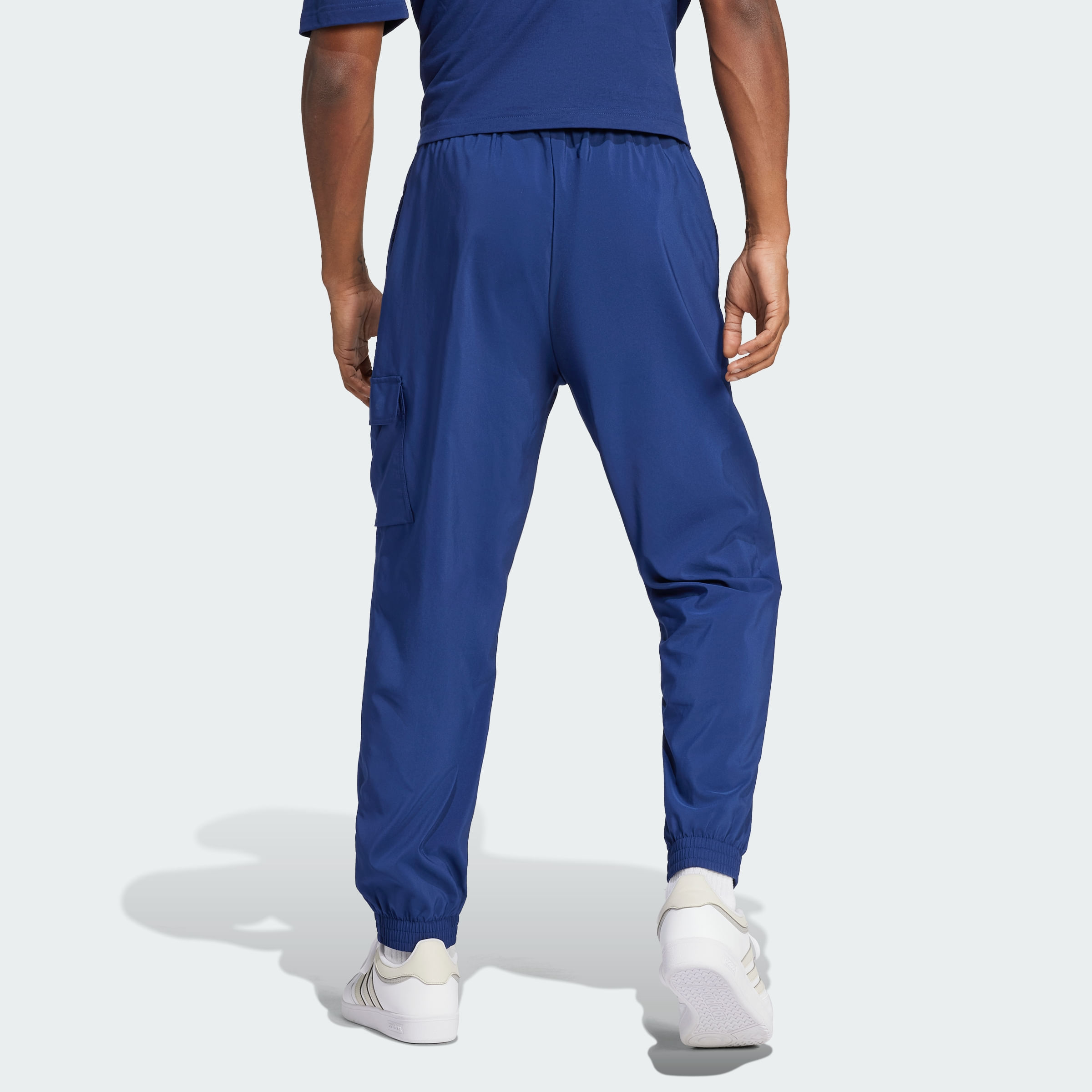 Pantalón adidas Essentials Small Logo Cargo Hombre — imagen 3
