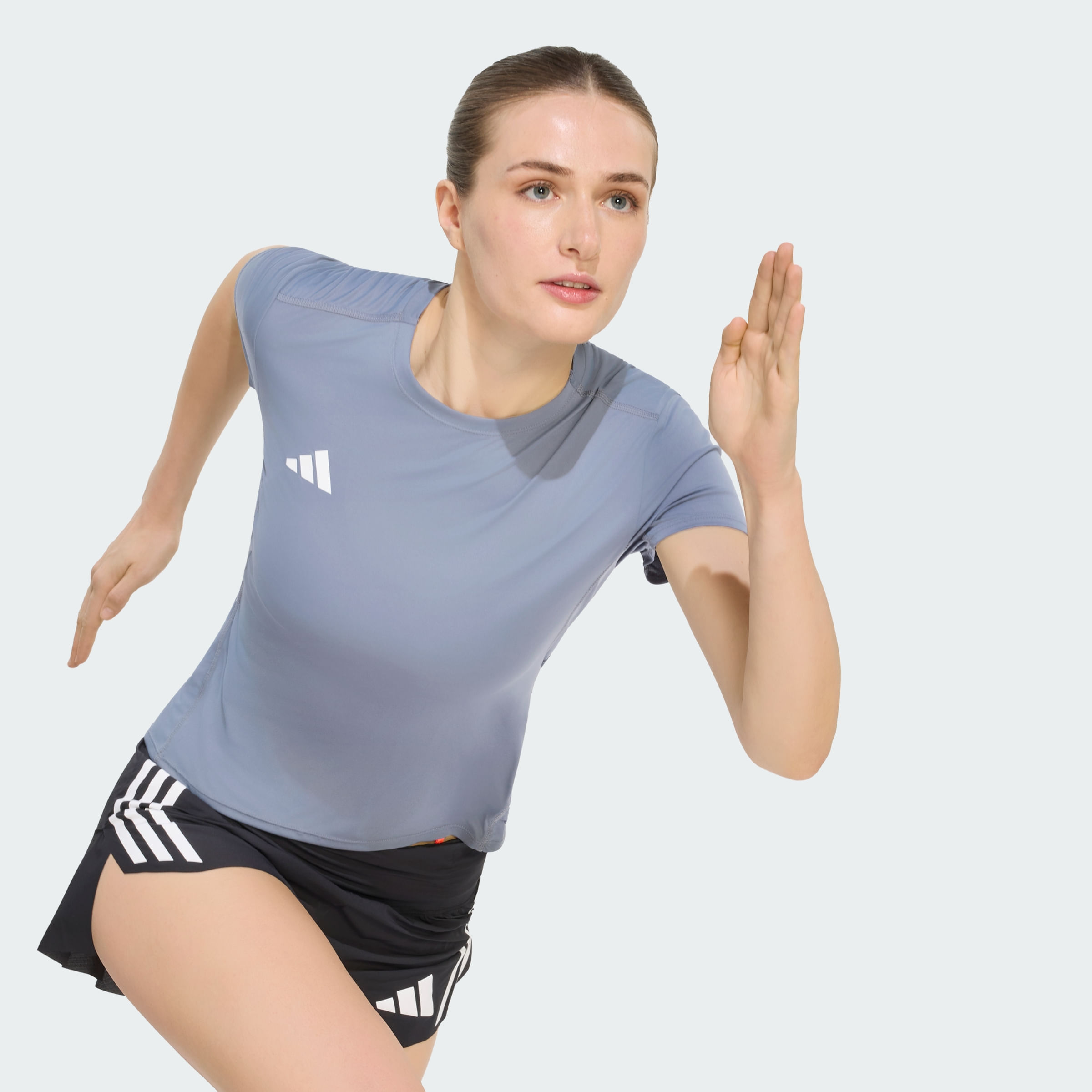 Remera Mangas cortas adidas de Running Adizero Essentials Mujer — imagen 4