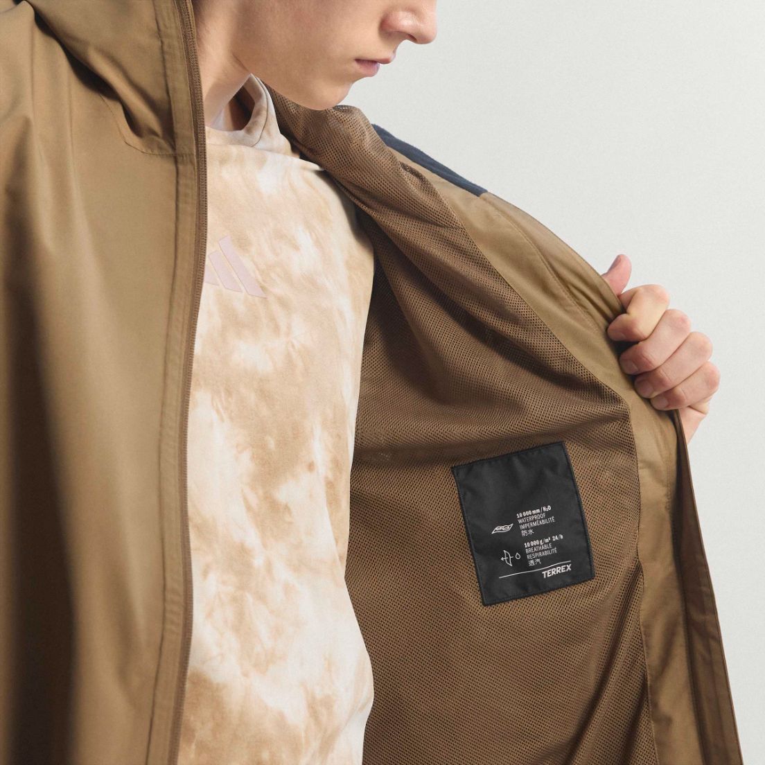 Campera adidas Climaproof Terrex Multi De Hombre — imagen 17