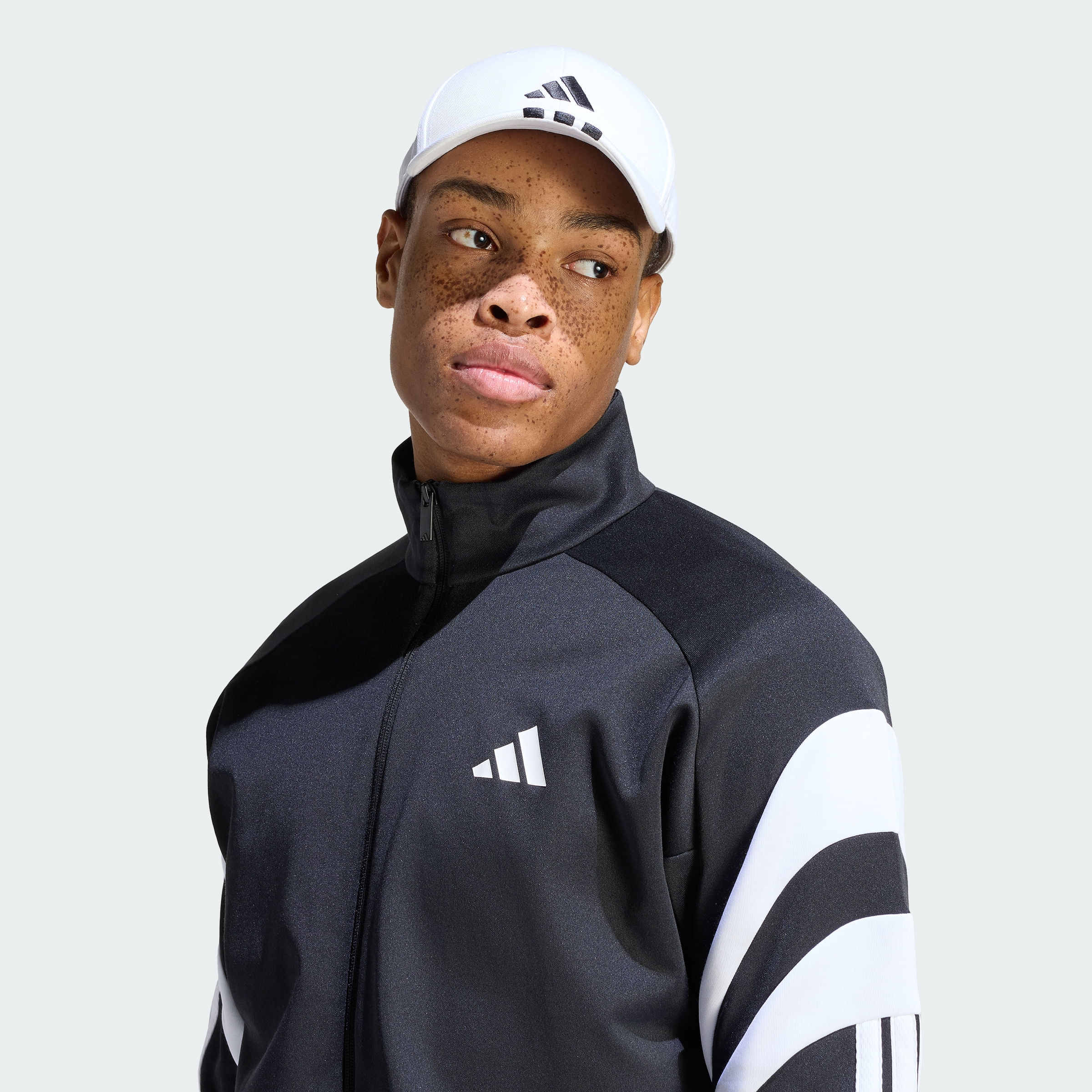 Campera adidas M TIRO TT Hombre — imagen 4