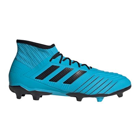 botines predator celestes